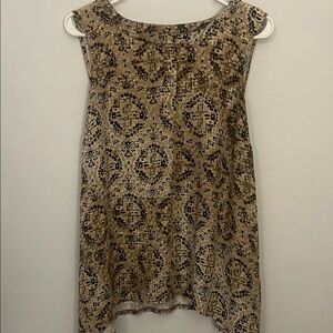 Dana Buchman Geometric Print Top in Brown and Black